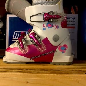 Rossingol girls ski boots